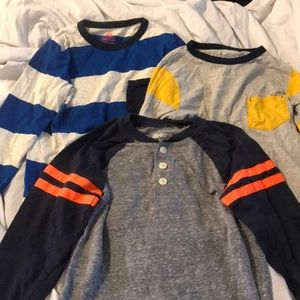 3 Boys Sz 4 and 5 long sleeve tees H&M and OshKosh